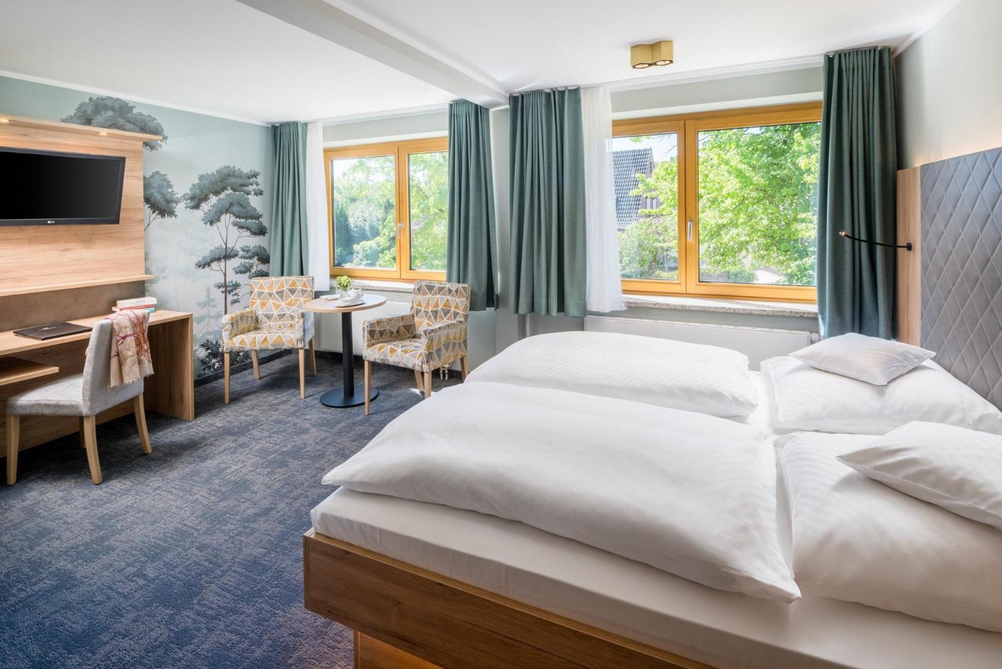 Romantik Hotel Waldschloesschen Schleswig Exterior foto